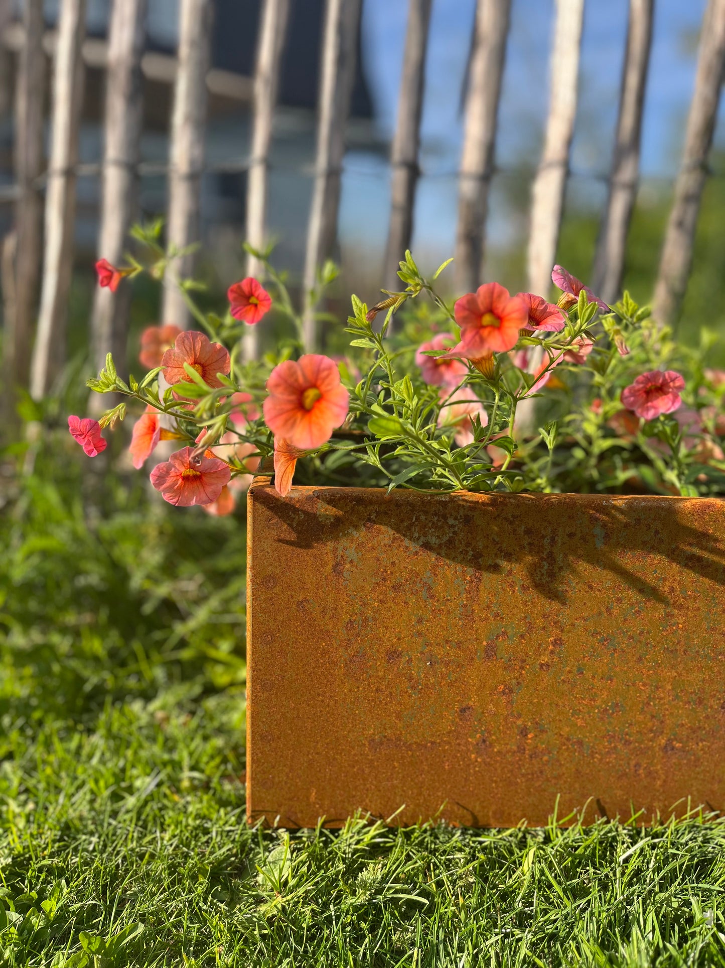 Blumenkasten Corten